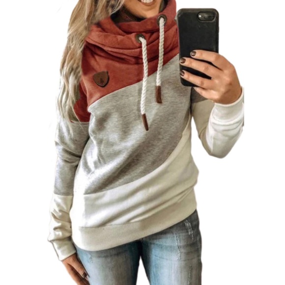 Sweaters - Hooded Block Pattern Sweater